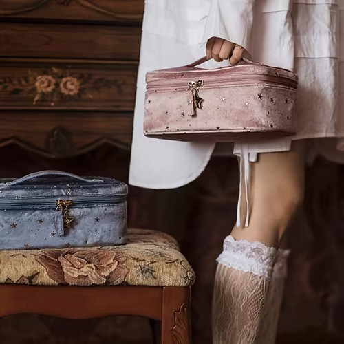 Makeup bag